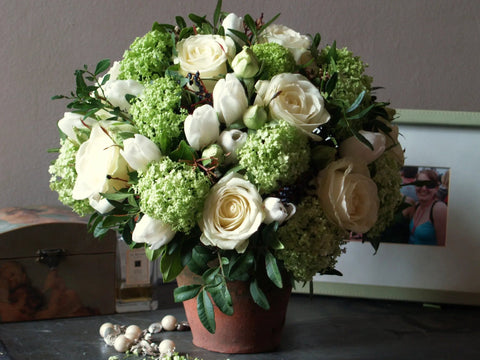 Valentine's Day Classic White & Green